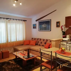 Appartamento Adria, Pola