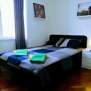 Apartament Center Park And, Pula